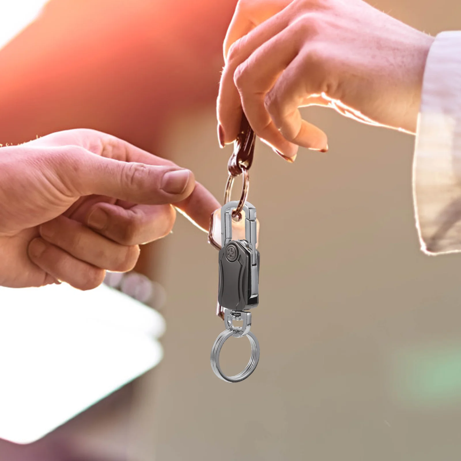 

3Pcs Retro Fidget Keychains Creative Metal Spinner Rotating Bag Charm for Backpack Purse Wallet Calming Concentration Stress