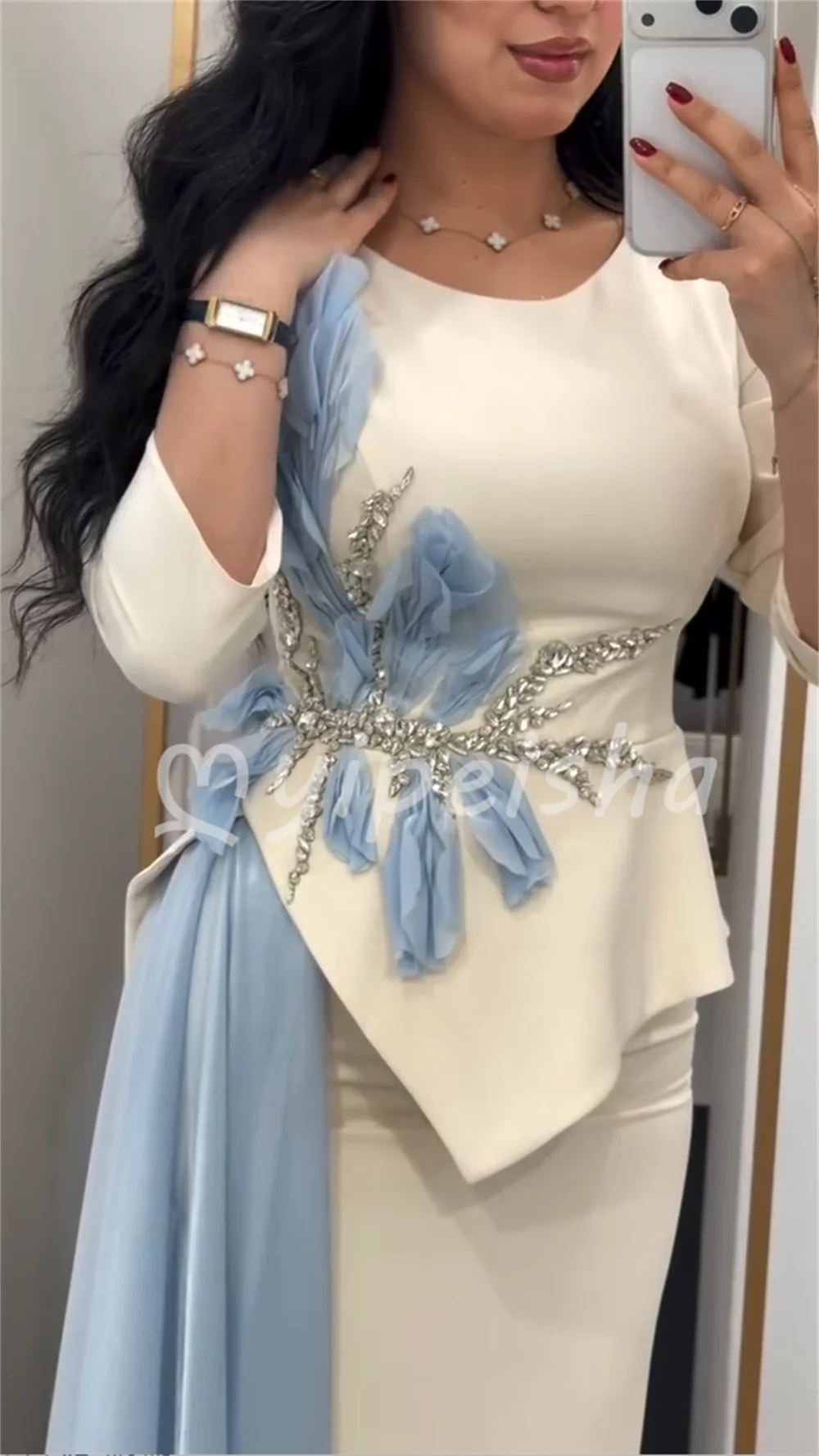 Beige Modisches Funkelndes Jersey-Kristall-Abendkleid mit Handgefertigter Blume, Geradem Rundhalsausschnitt, Knöchellang, Maßgeschneidert für Damen