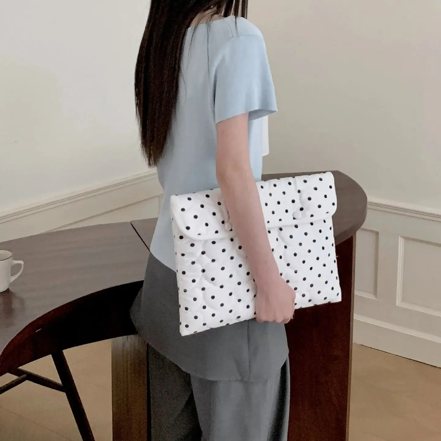 Uroczy pokrowiec na laptopa w kropki do Macbooka Air13 13.6 pro13 Huawei Samsung Dell HP LG 14 cali Koreański styl Lekka torba na laptopa — zdjęcie produktu 2