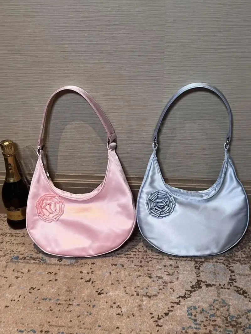 

Faionable Floral Moon Tooth Silk Satin Surface Handbag Underarm oulder Bag for Young Women Soft Zipper Closure Daily Use