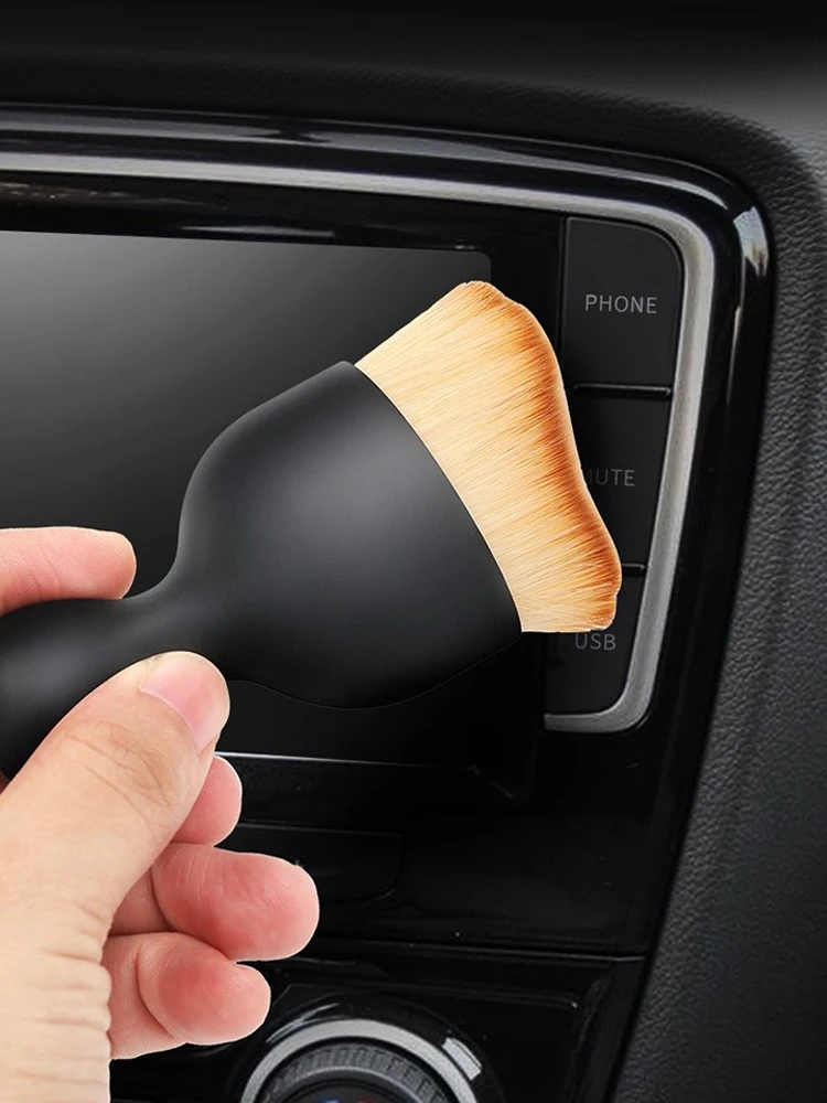 Car Crevice Dust Brush Soft Cleaning Brush For BMW X1 X3 X5 X4 X6 G05 G30 G20 E46 E90 E60 F10 F30 Car Interior Accessories image 6