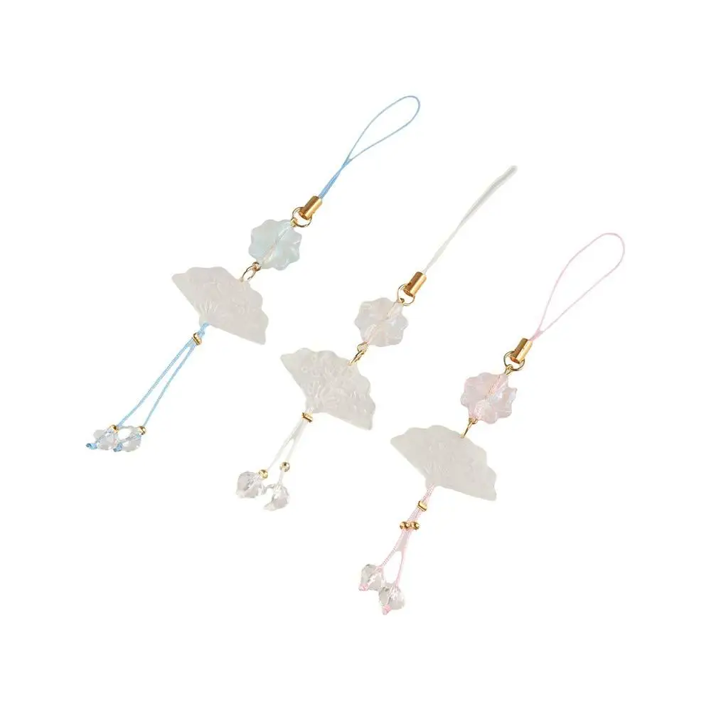 

Chinese Style Phone Pendant Four Leaf Clover Retro Mobile Phone Chain Beaded Creative Mobile Phone Strap Phone Decoration