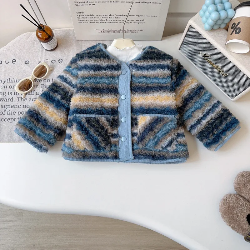 

2025Winter New Girls' Retro Coat Stylish Girls' Plush Coat Striped Cotton Long Sleeve Top