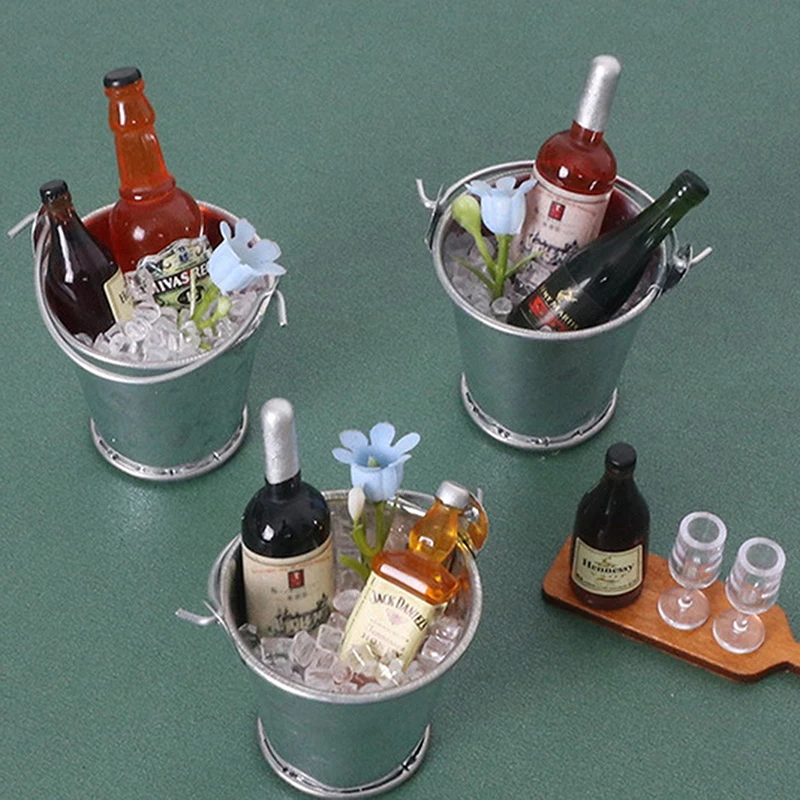 

Dollhouse Simulation Mini Makou Tin Bucket Simulation Ice Bottle Bar Model Dollhouse Scene Decor Toys Dolls House Accessories