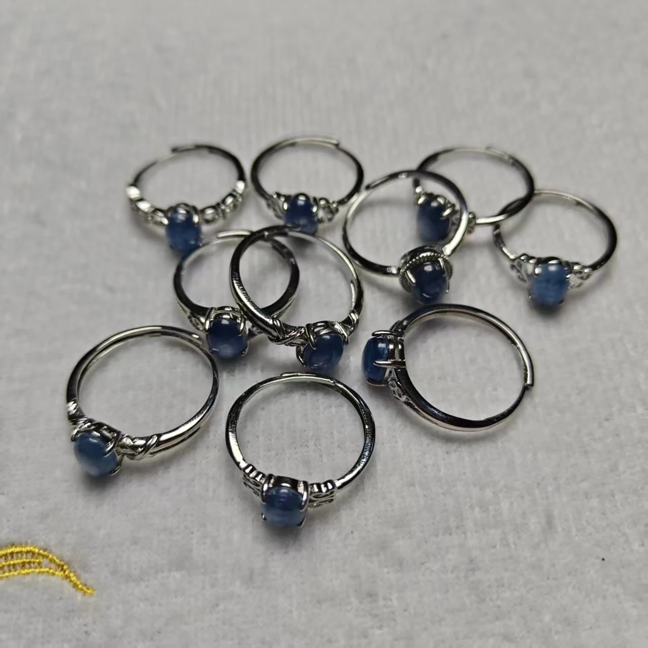 Großhandel Natürlicher Kyanit 6-14mm Verschiedene Arten Ringdesign Trendig und Vielseitig Einfach und Modisch Unisex Live Ring Geschenk – Detail 4