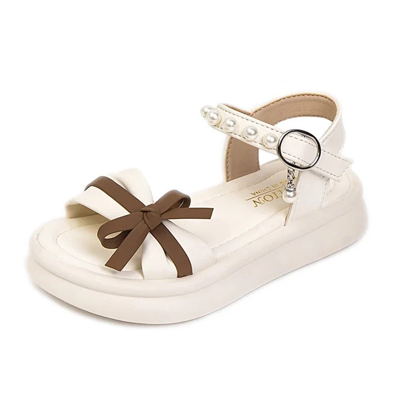 Sandali estivi per bambini nodo a fiocco con perle perline principessa dolce 2024 nuovissime scarpe da spiaggia per ragazze morbide sandali per bambini con punta aperta