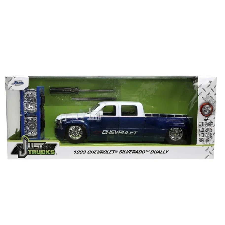 Jada 1:24 1999 Chevrolet Silverado Dually Pickup High Simulation Diecast Car Metal Alloy Model Car Toys Gift Collection