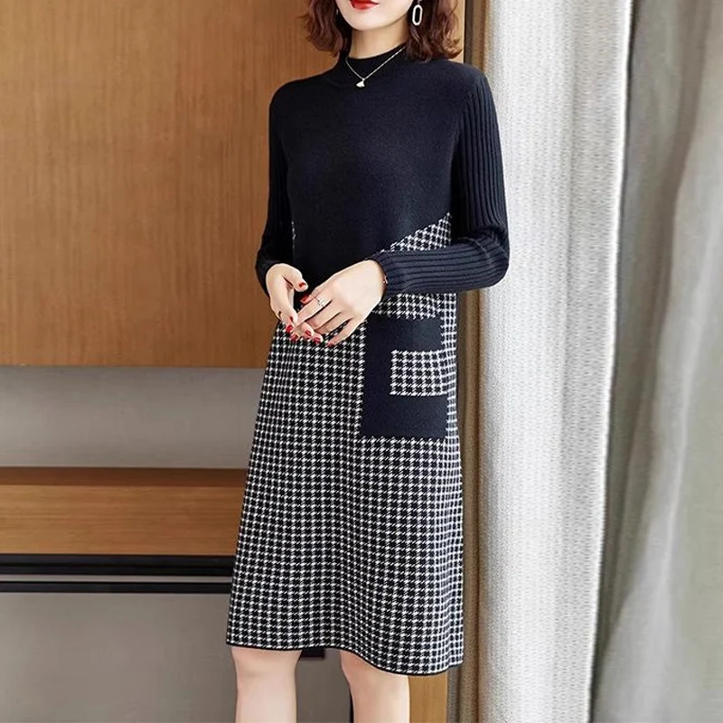 Autumn Winter New Half High Collar Long Sleeve Midi Dress Women High Street Plaid Printing Dresses Elegant Pocket Knitting Robe