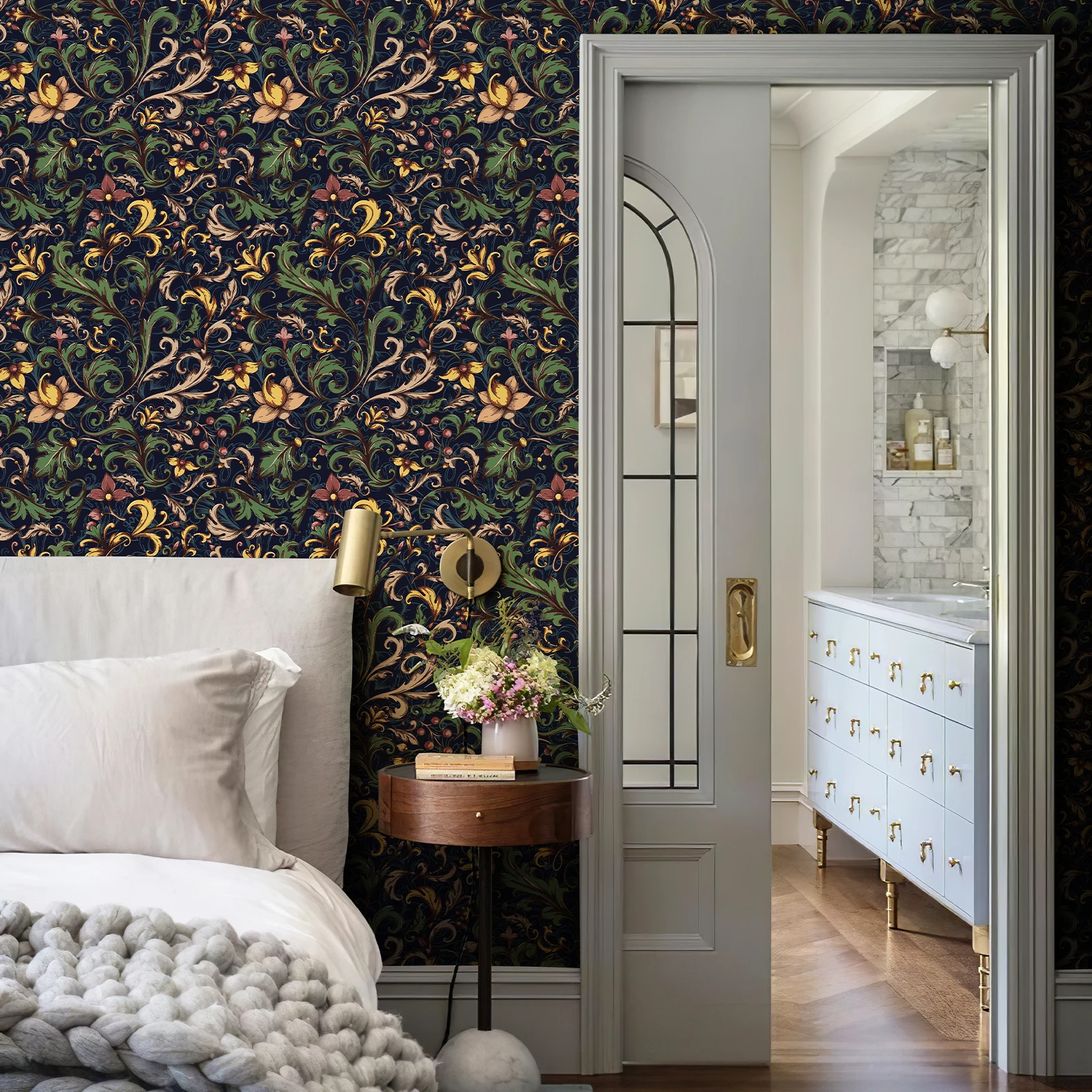 Dark Blue Retro Floral PVC Wallpaper Vintage Peel And Stick Vinyl European Style Baroque Wall Deocr Furniture Cabinet Sticker