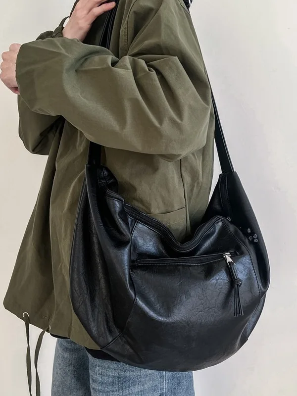 

Casual Sle Large Capaci Motorcycle Riding Bag Men's oulder Crossbody Fitn Bag Leisure Personali Single Strap Bapa