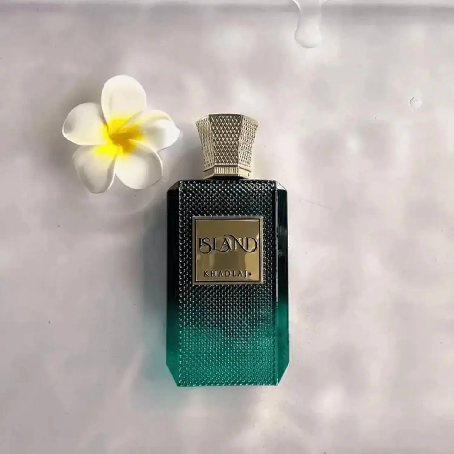 

Khadlaj Island Unisex Extrait De Parfum Spray 3,4 унции — стойкий аромат для мужчин и женщин
