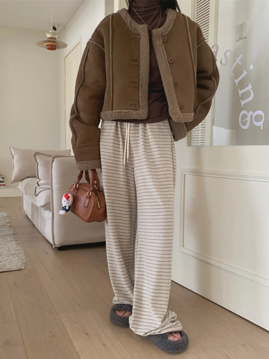 REDDACHiC Giacca bomber in pelle in pile Sherpa da donna Cappotto corto senza colletto abbottonato Capispalla casual vintage autunno inverno