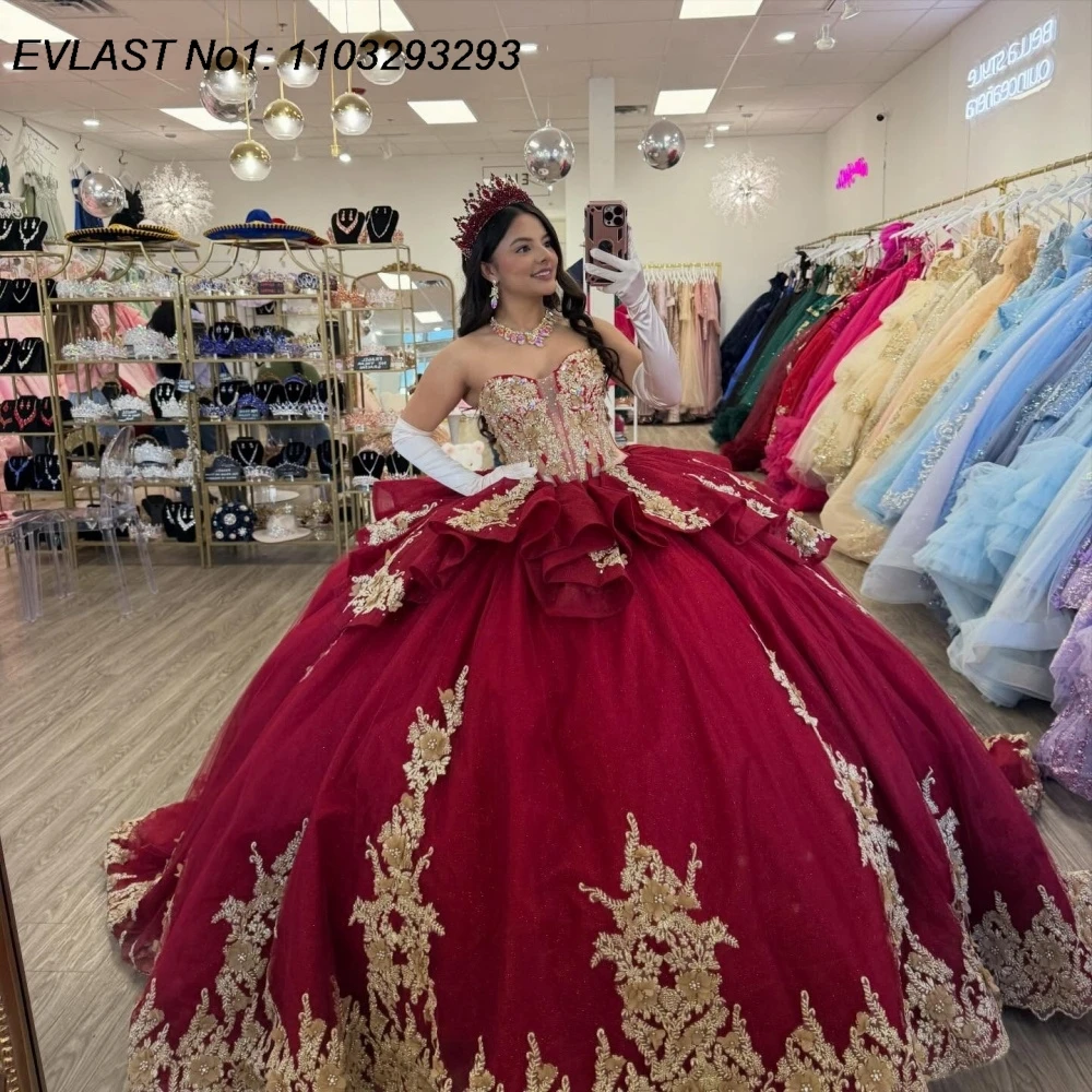 

Индивидуальное мексиканское бордовое платье EVLAST для Quinceañera, бальное платье с золотым кружевом и аппликациями, расшитое бисером, для Sweet 16, Vestidos De 15 Anos AQ65