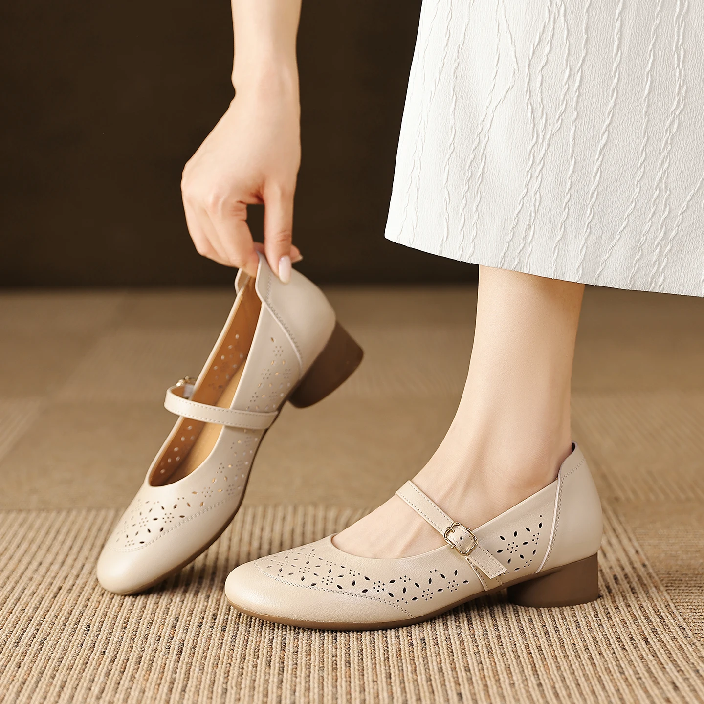 2026 new summer women sandals natural leather 22-25cm sheepskin+pigskin round toe hollow-out buckle mary janes women shoes