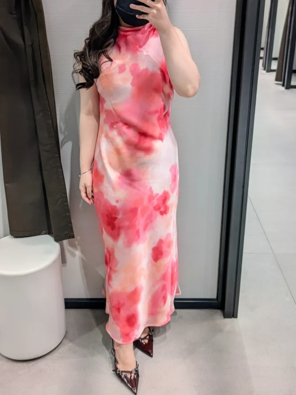 

Women's 2025 New Fashion Slim Satin Texture Tie-Dye MIDI Dress Retro Half-High Neck Sleeveless Women's Beach Holiday Dress