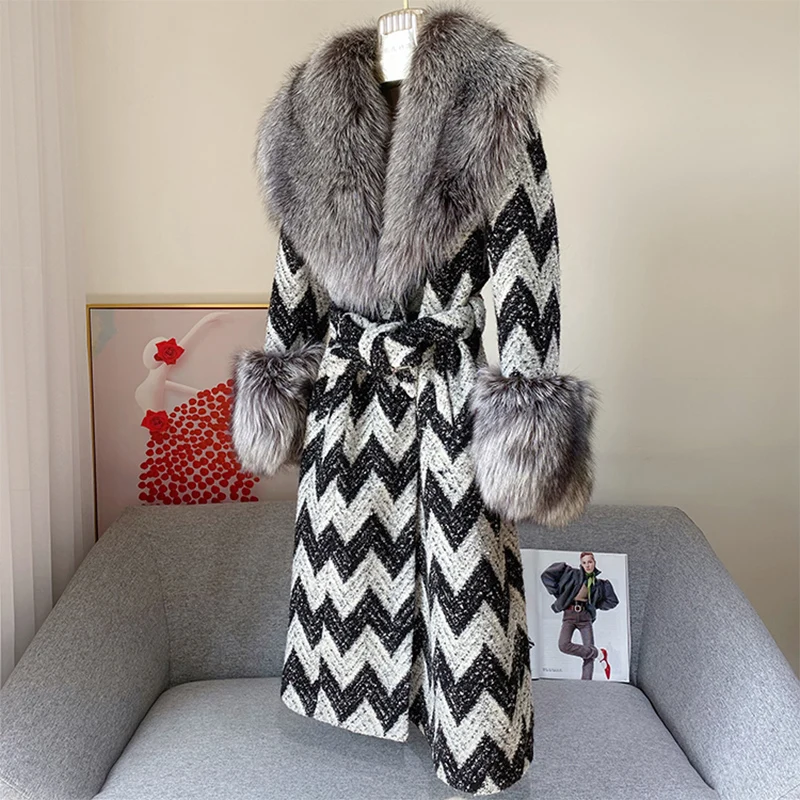 2023 Winter Women Wool Blends Long Coat Real Sliver Fox Fur Collar Cuffs Thick Warm Jacket Tweed Plaid New Luxury Female Coat