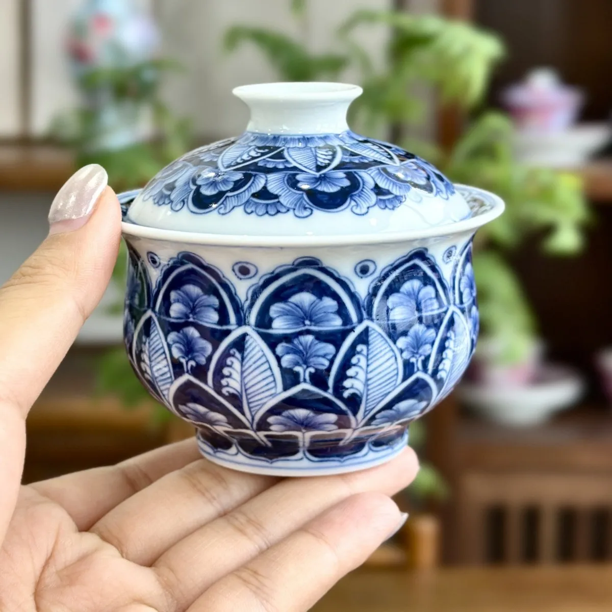Retro blue and white mandala cloth bag Ercai cover bowl Jingdezhen hand-painted pure handmade high-end gifts