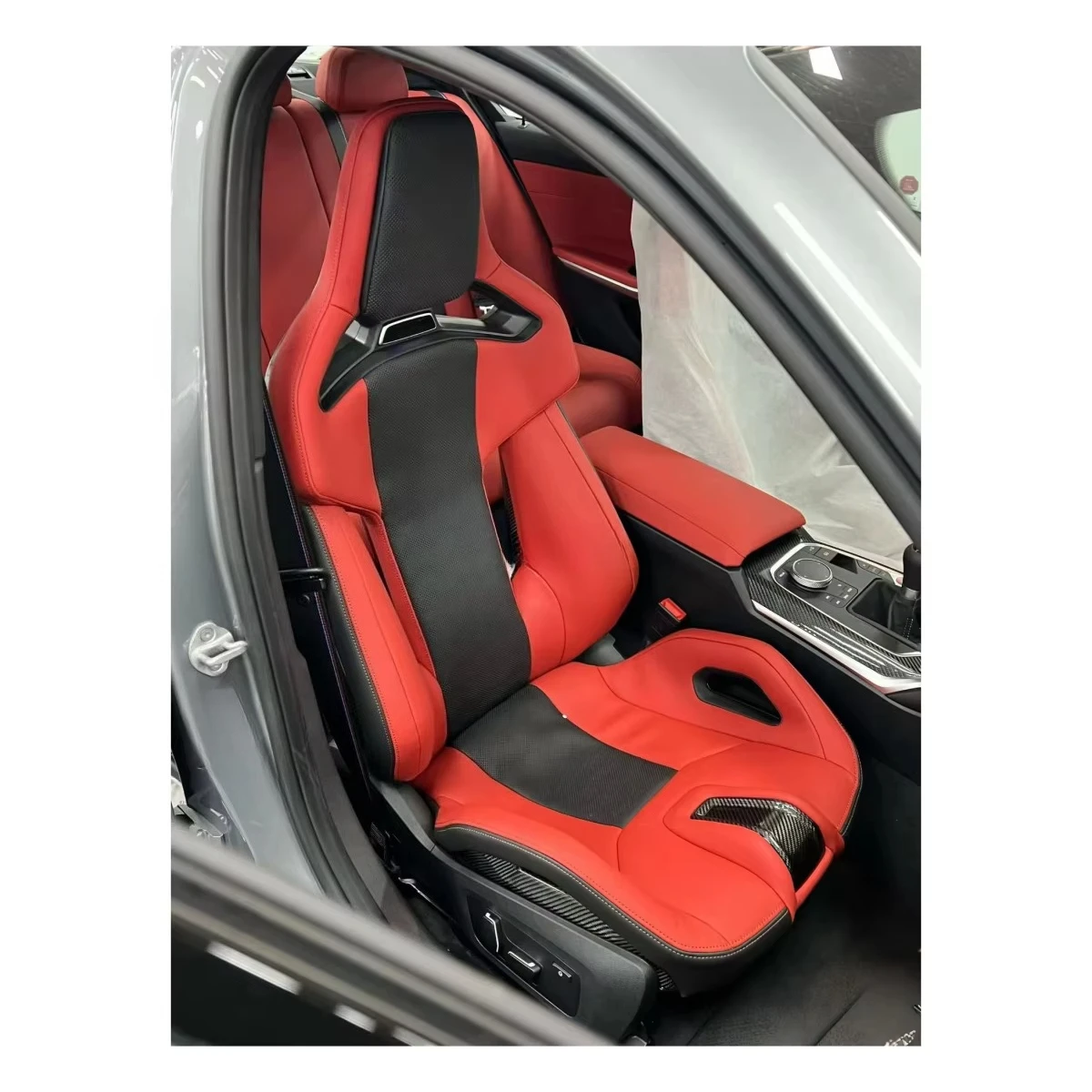 A pair Carbon Fiber Racing Bucket Seats Fit For BMW M2 M3 M4 M5 M6 X3M X4M X5M X6M G80 G81 G82 G87 G90 F90 F95 F96 F97 F98