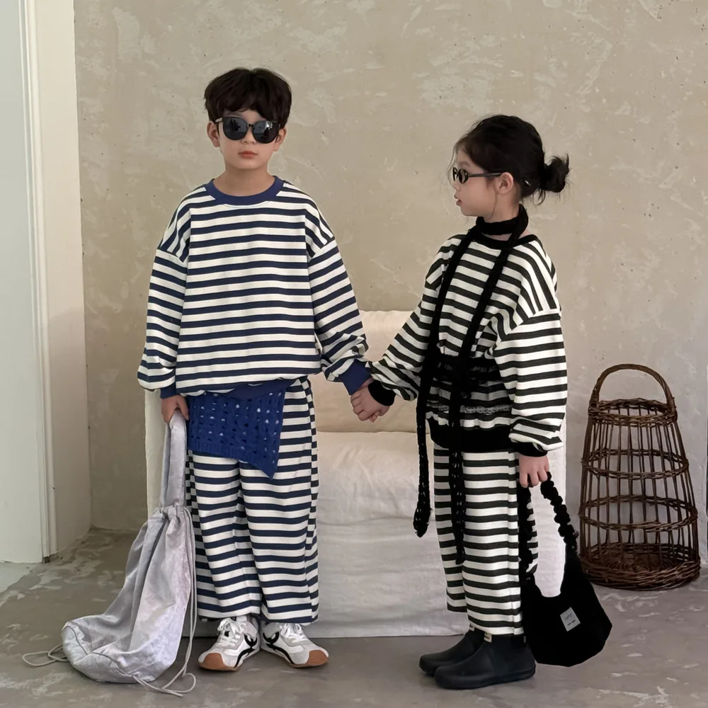 

Autumn 2025 Boys and Girls Striped Sweatshirt and Sweatpants Two-Piece Children's Crew Neck Casual Suit