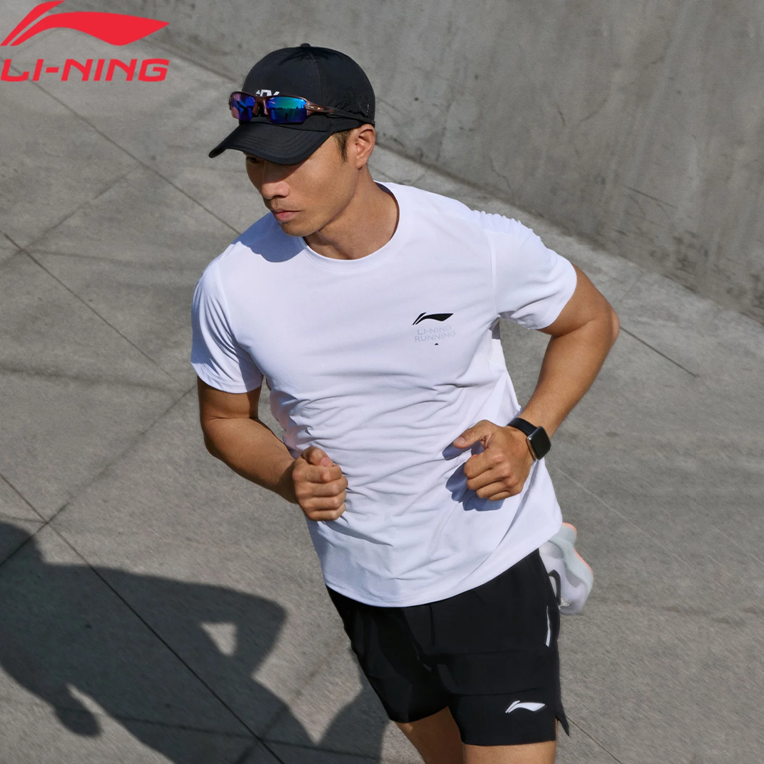 

Мужские профессиональные футболки для бега Li-Ning LN AIR DRY, 100% полиэстер, дышащие, с круглым вырезом, спортивные футболки LiNing ATSW137
