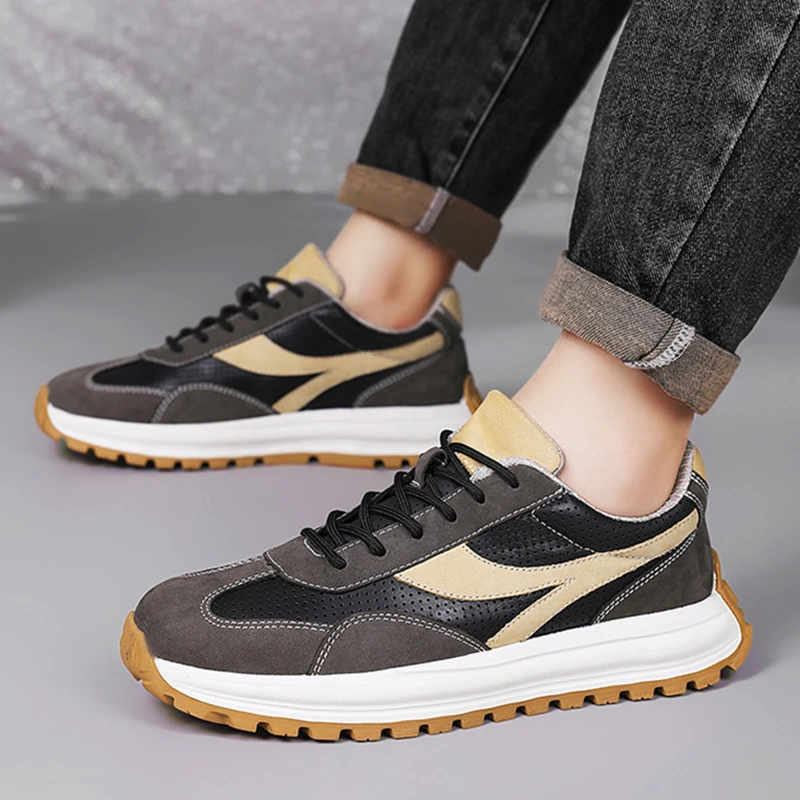 

New Men's Sports and Leisure Shoes Multifunctional Leather Fashion Shoes Outdoor Travel Soft Soled Breathable Mesh Running Shoes
