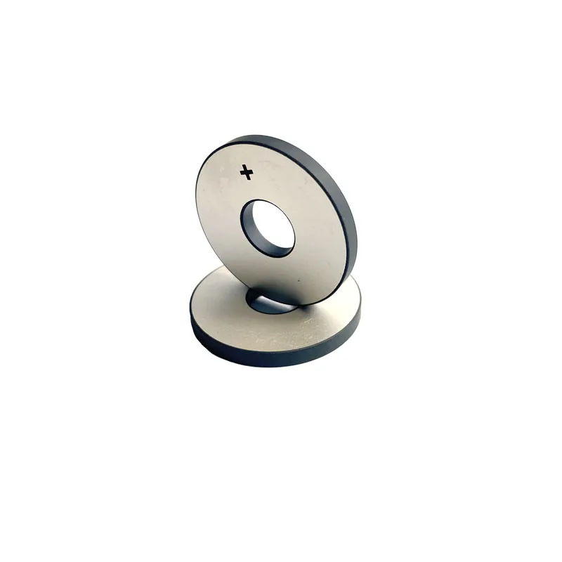 حجم مادة P4 30x10x5 مللي متر عنصر السيراميك بالموجات فوق الصوتية كهرضغطية لتنظيف أجزاء الاستشعار