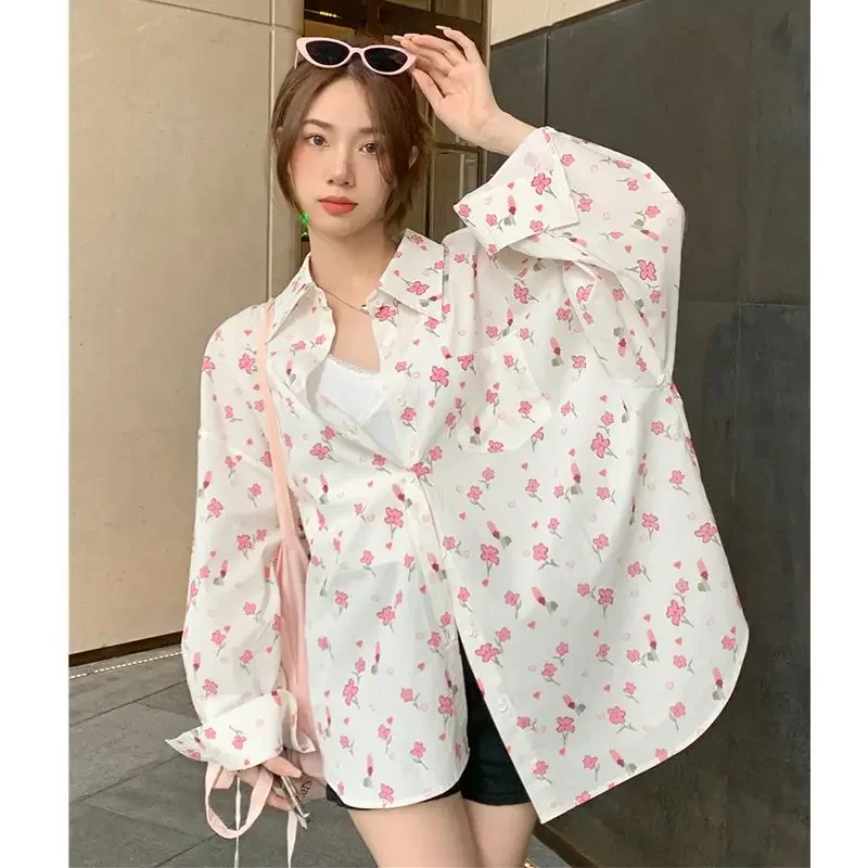 DAYIFUN Women's Floral Long Sleeved Shirt Loose Casual Collar Female's Cardigan Blouse Single Breasted Versatile Top with Pocket