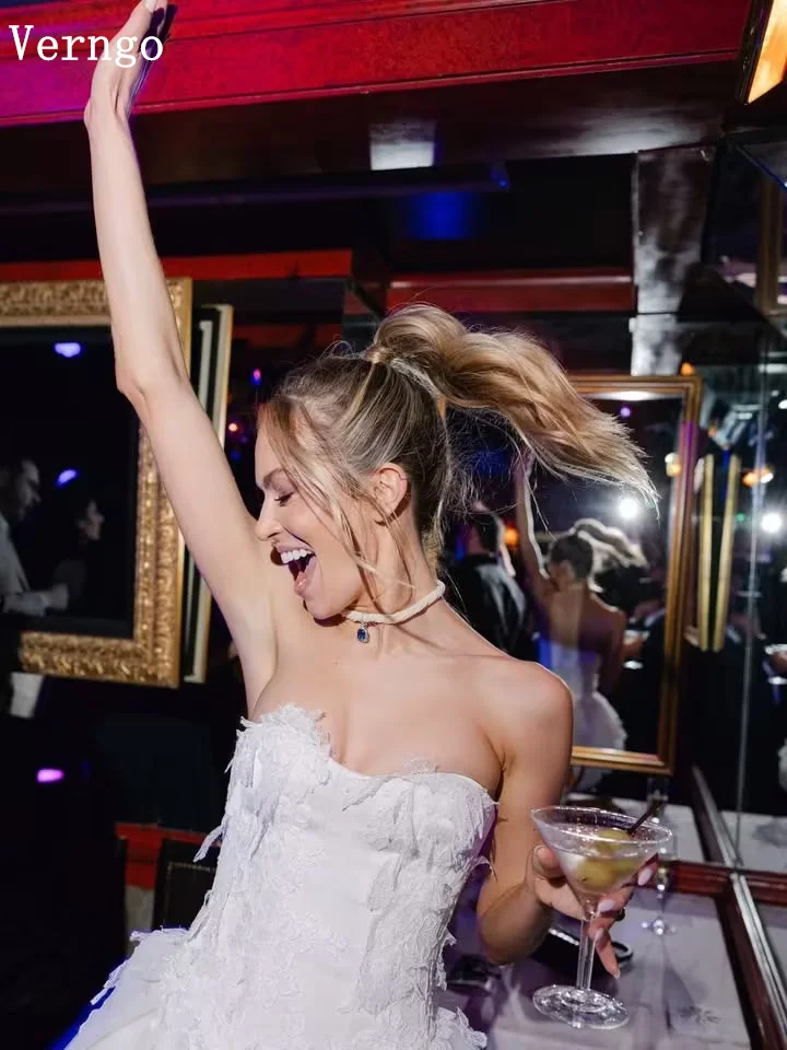 Verngo 高級レースミニウェディングドレス Swwetheart A ラインプリーツ花嫁ドレスティアードシビルウェディングドレスカスタマイズ