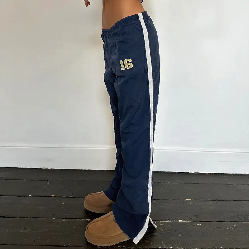 Рисунок 4 - Винтажные мешковатые женские синие