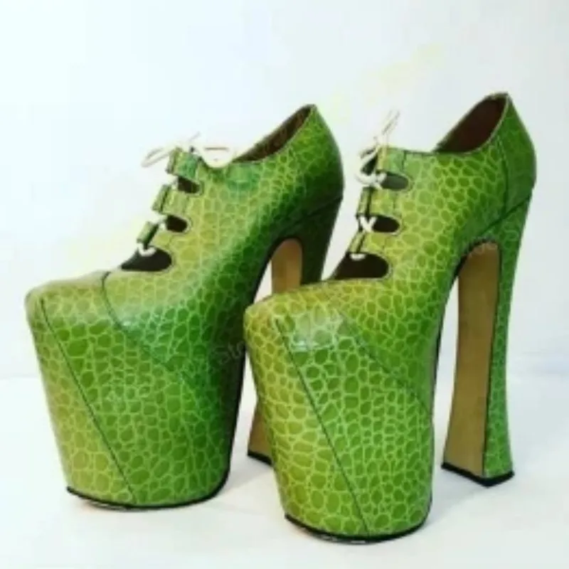 

SHOFOO Fashionable women's high heels. Green (multi-color) leather single shoes. About 20 cm heel height. Strange style heels.