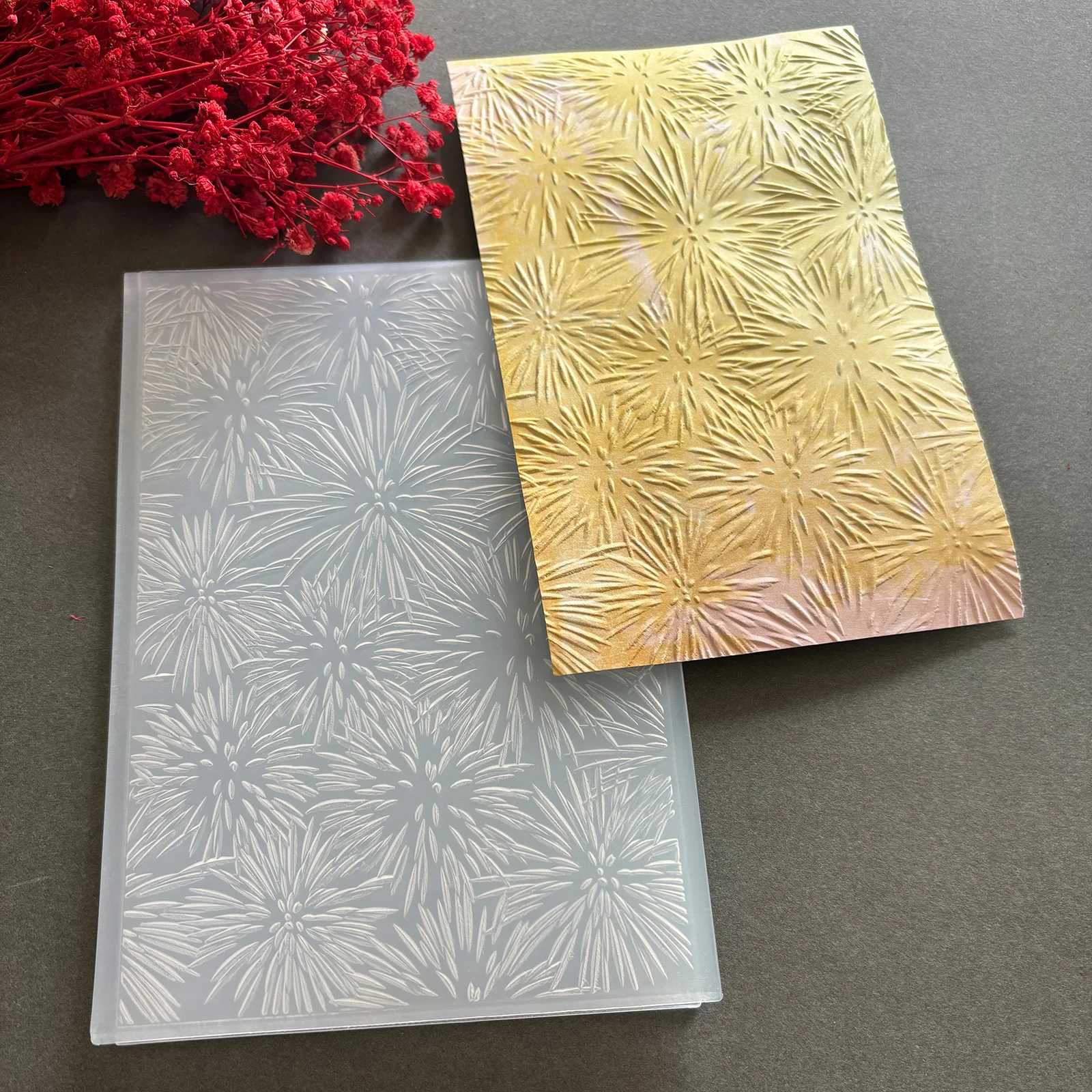 1 Ordner mit natürlichem, strahlendem Musterdesign – DIY-Kunststoffschablone mit 3D-Blumentextur für handgefertigte Karten und Papierhandwerk
