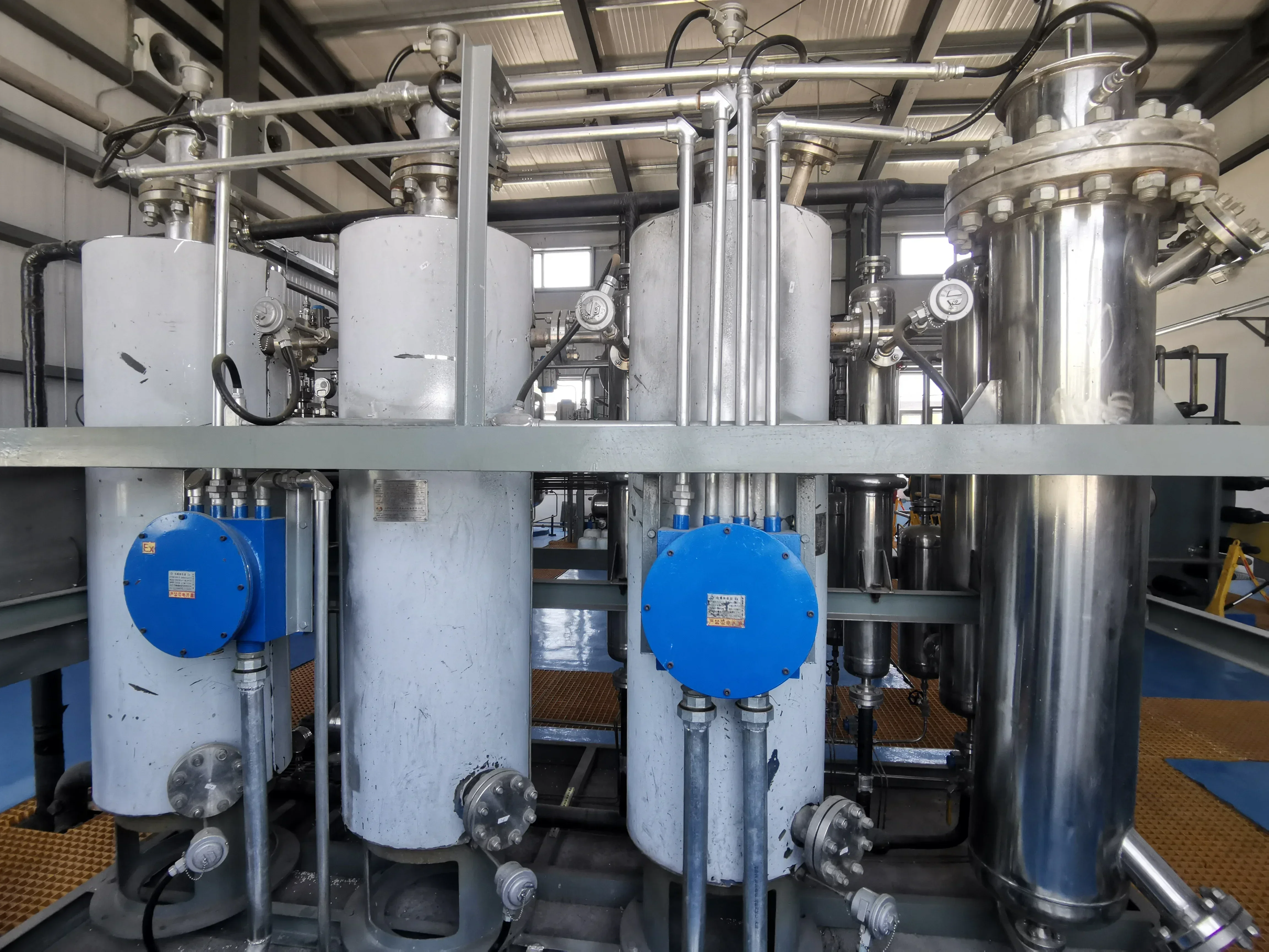 محلل كهربائي للمياه مولد الهيدروجين التحليل الكهربائي محطة إنتاج محلل الهيدروجين القلوي لبيع خلايا وقود الكهرباء