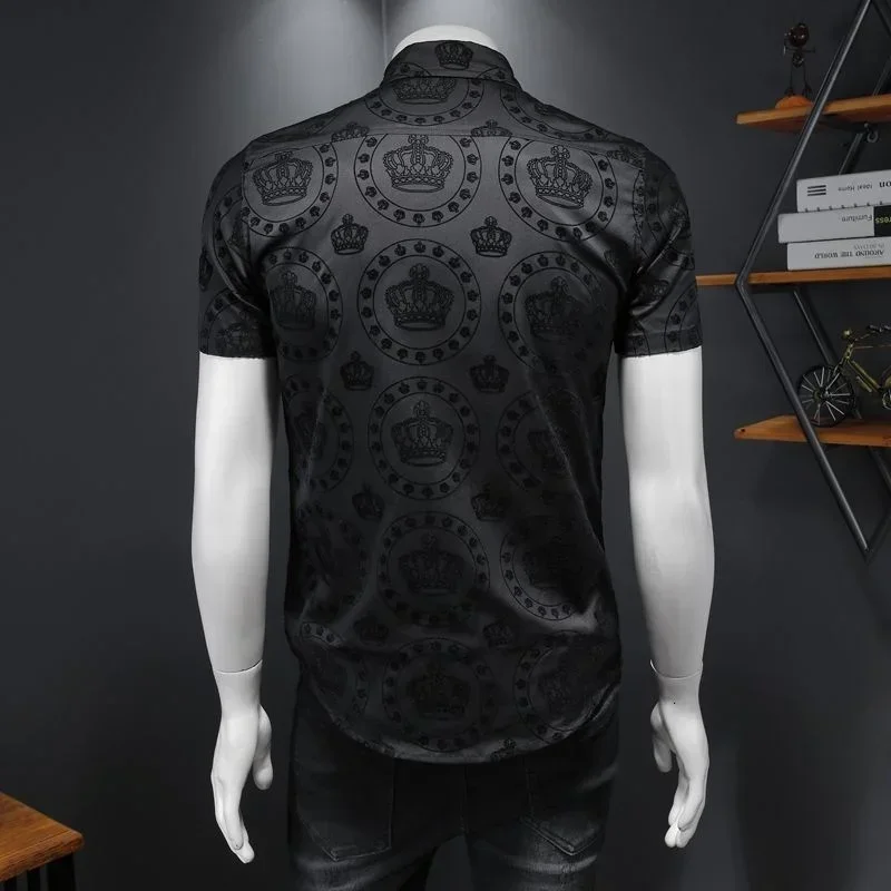 

Summer Top Shirts Business Formal Dress Camisa Social Masculina Flower Shirt Luxury Black Crown Flocking Short Sleeve Shirt Men