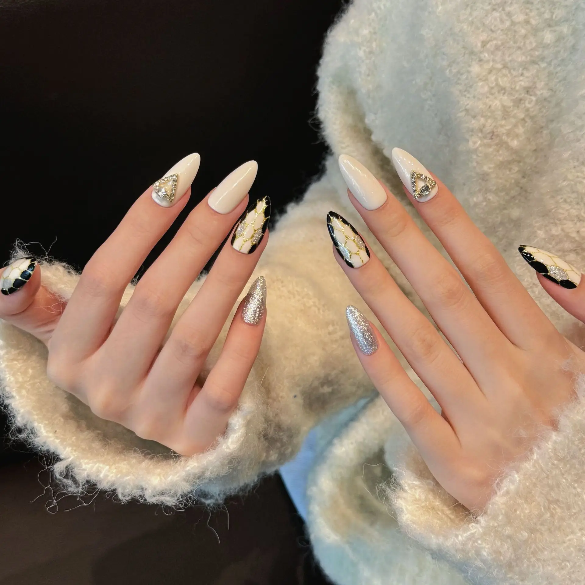10 PCS Luxury Handmade Press on Nails Middle Almond Luxury Hand Paint Design with 3-PIECE Tool Adhesive Nail Glue Tabs