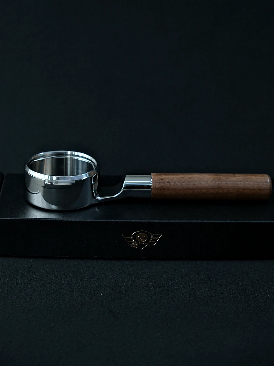 

Mischief Handle Filter Holder for E61 Group Espresso Machines, Walnut-E61