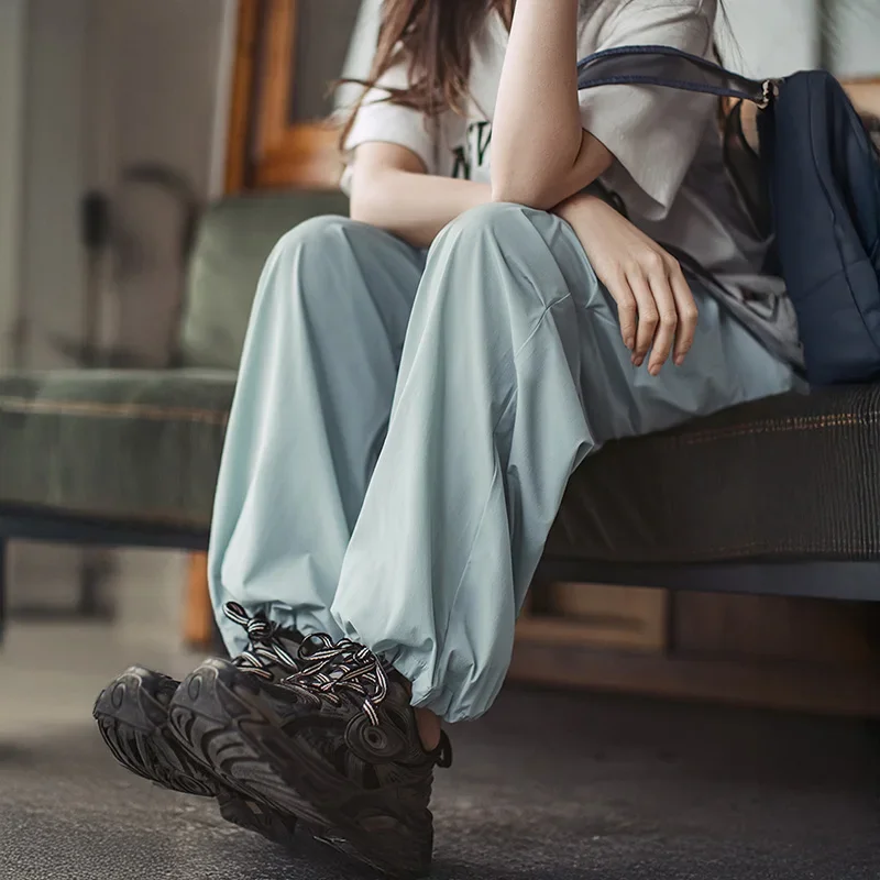 Maden المرأة الصيف كول اللمس المظلة السراويل عارضة خفيفة الوزن مرونة الخصر ركض السراويل الشارع البضائع فضفاضة تناسب السراويل