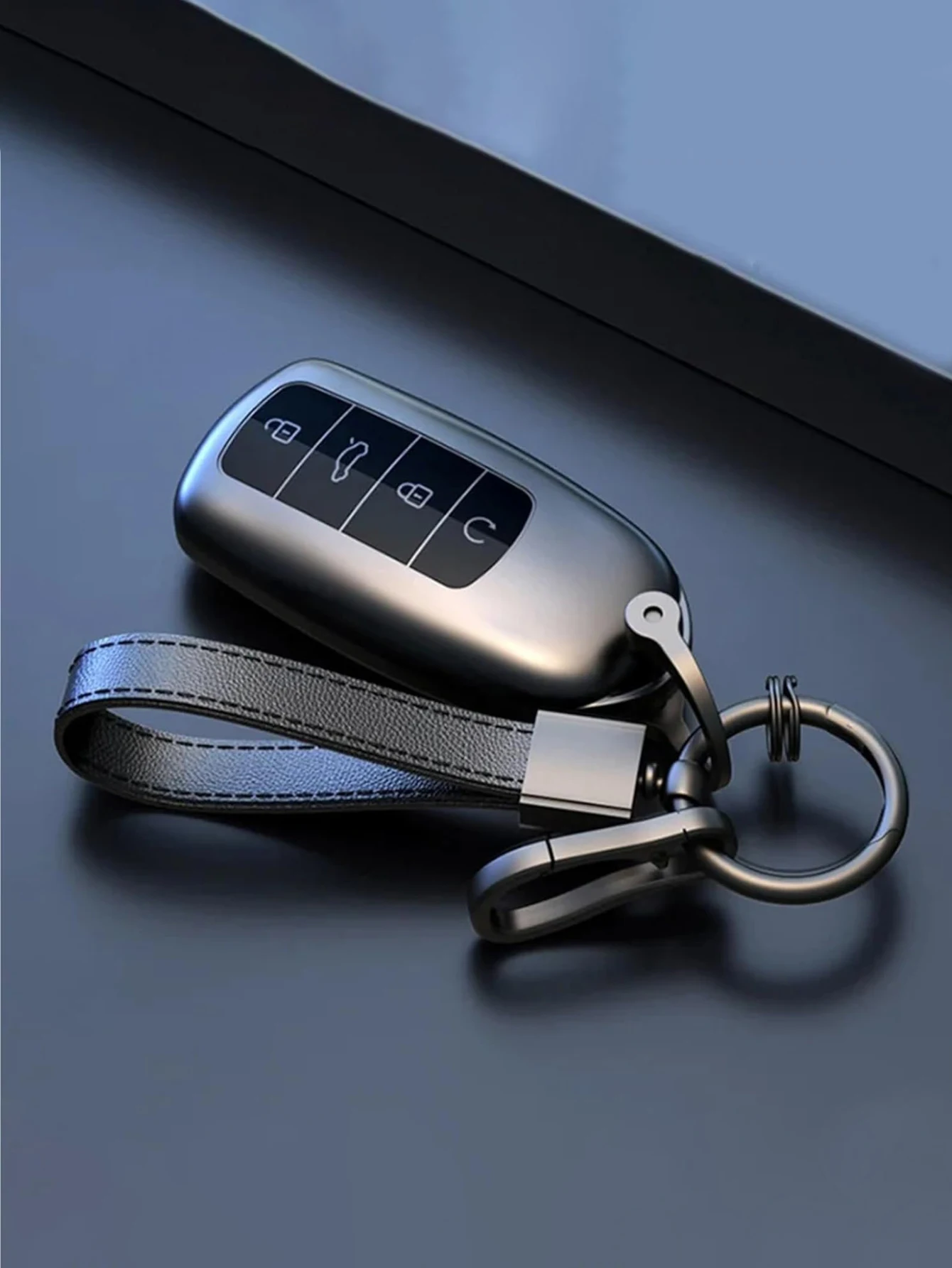 Titanium Gray Key Cover for Chery Tiggo 8 Pro, Tiggo 9, Tiggo 7, Arrizo 8/5 Plus, Omoda 5 & Explore 06 – Anti-Fingerprint Nano C