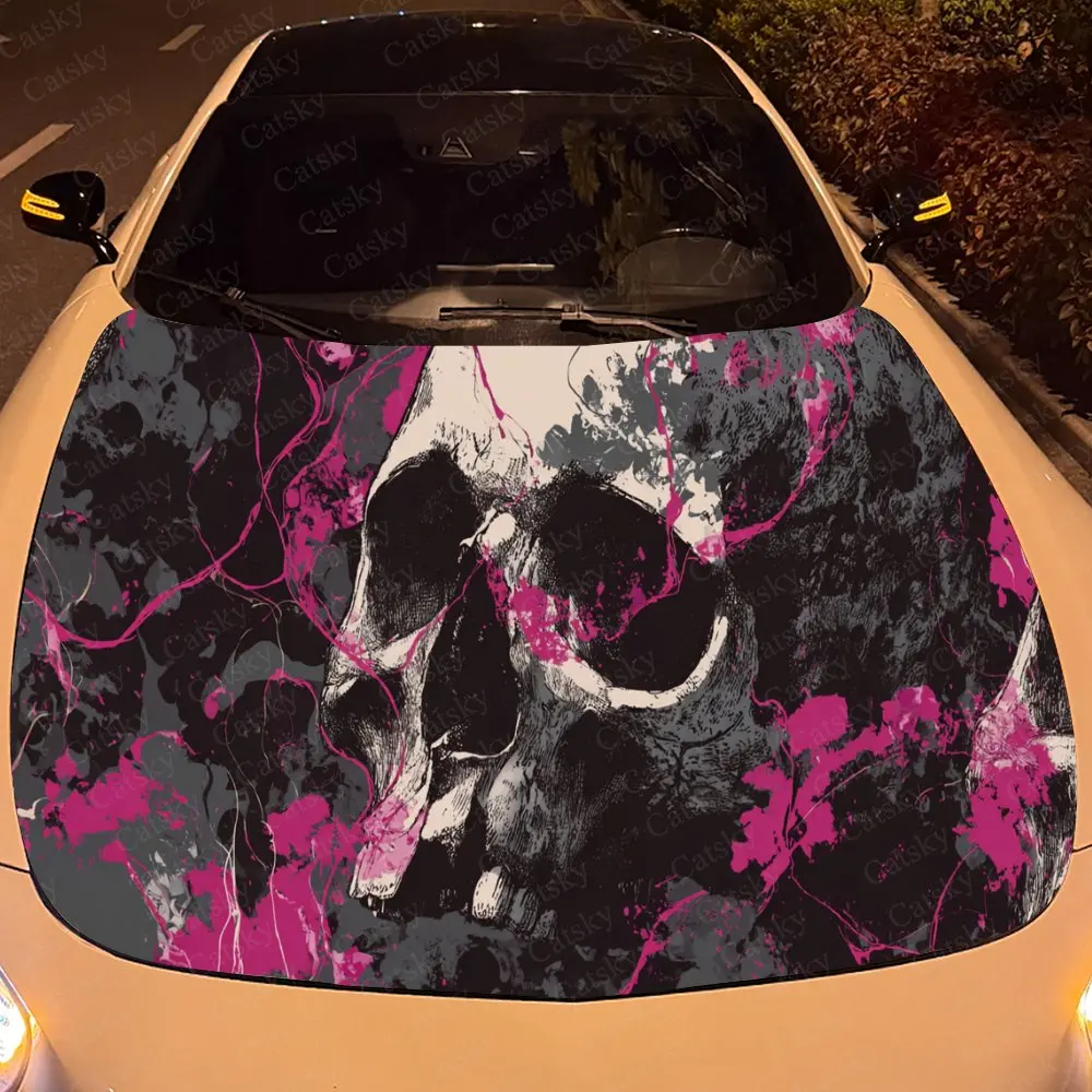 ملصق سيارة على شكل جمجمة مع زهور وردية وعنصر ديناميكي، دمج فني بتصميم قوطي رومانسي، مما يخلق لونًا جريءًا فنيًا #5