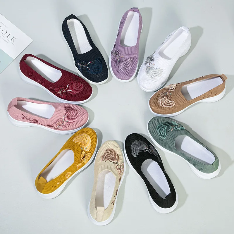 New Women's Breathable Mesh Shoes, Fashionable and Comfortable Cloth Shoes, 2026 Summer Casual Shoes