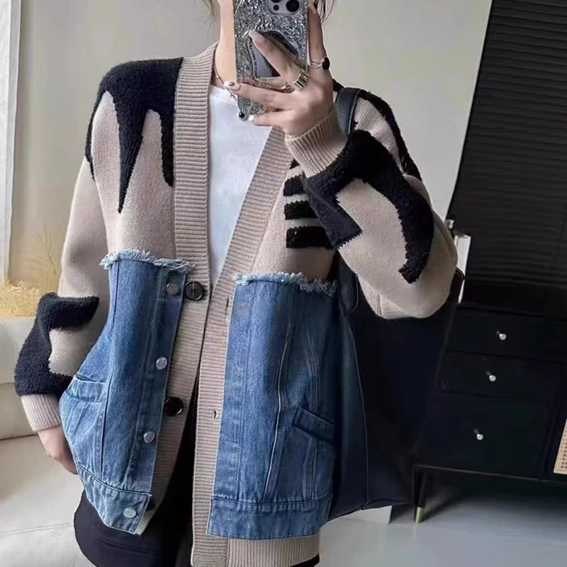 Spring and Autumn New French Niche Design V Neck Sweater Loose Fashion Versatile Denim Splicing Knitted Sweater Jacket for Women