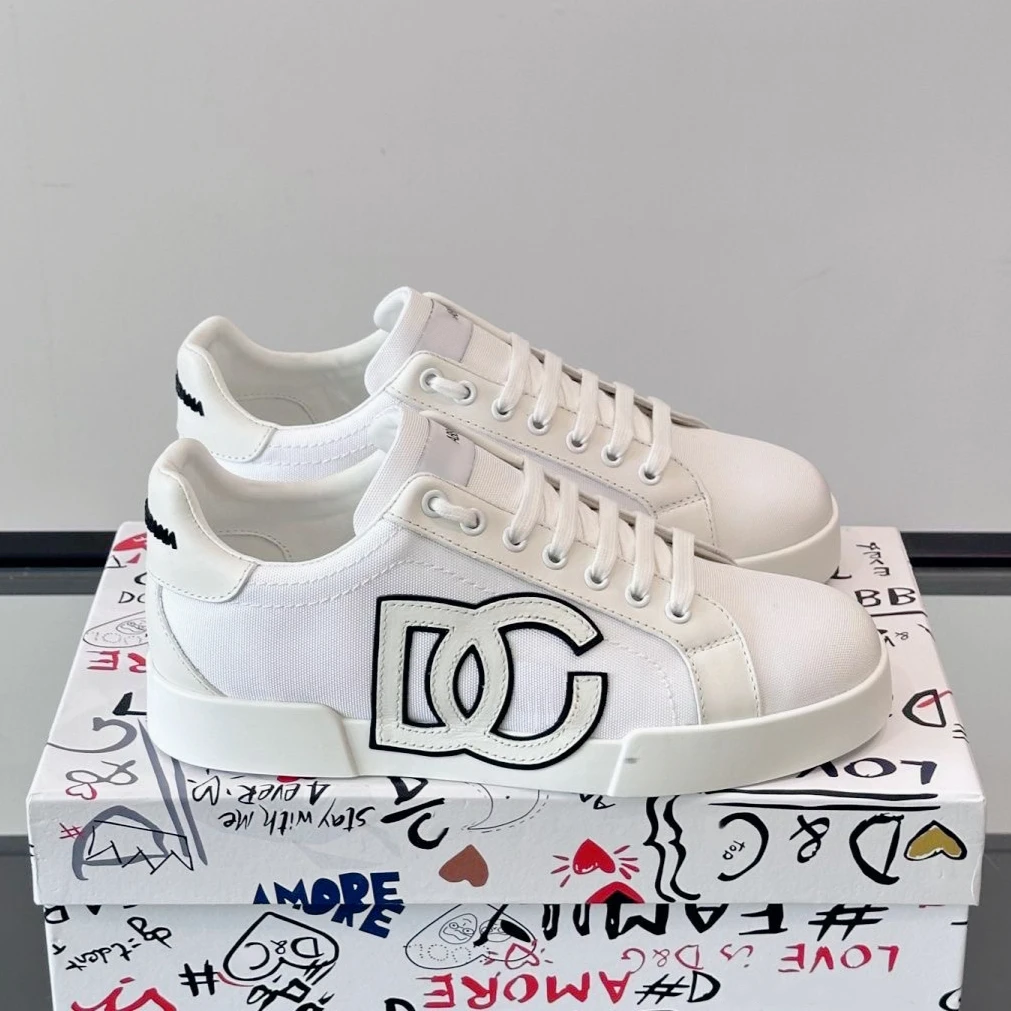 

2026 Summer New Product Sneakers - Italian Luxury Style Women's Shoes - Breathable Stitched Mesh Men's Shoes
