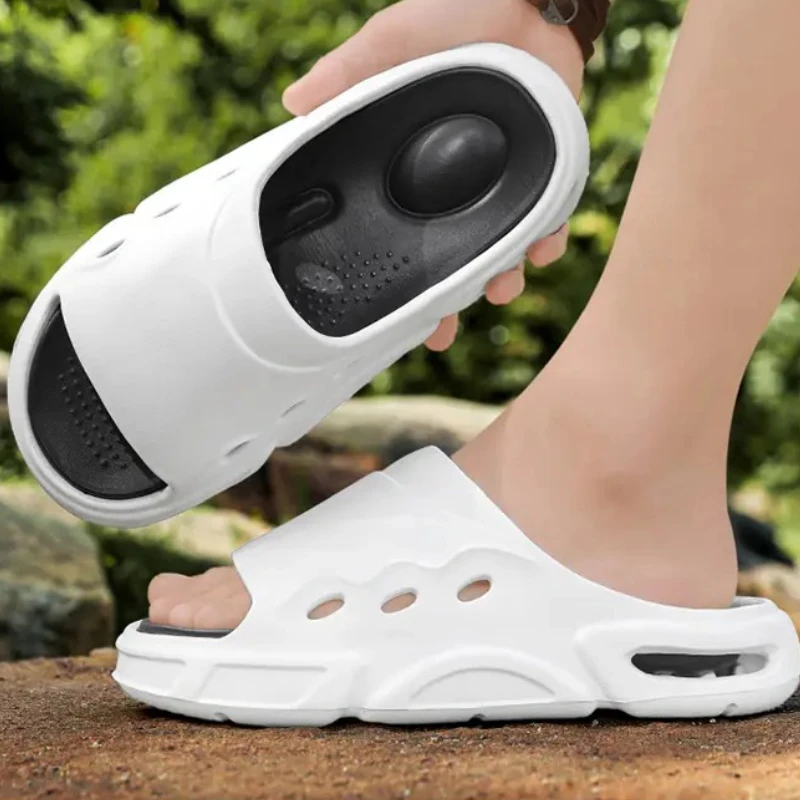 

Новые летние дышащие тапочки на мягкой подошве. 2025 г. Удобный и быстросохнущий и простой дизайн для мужского домашнего использования.