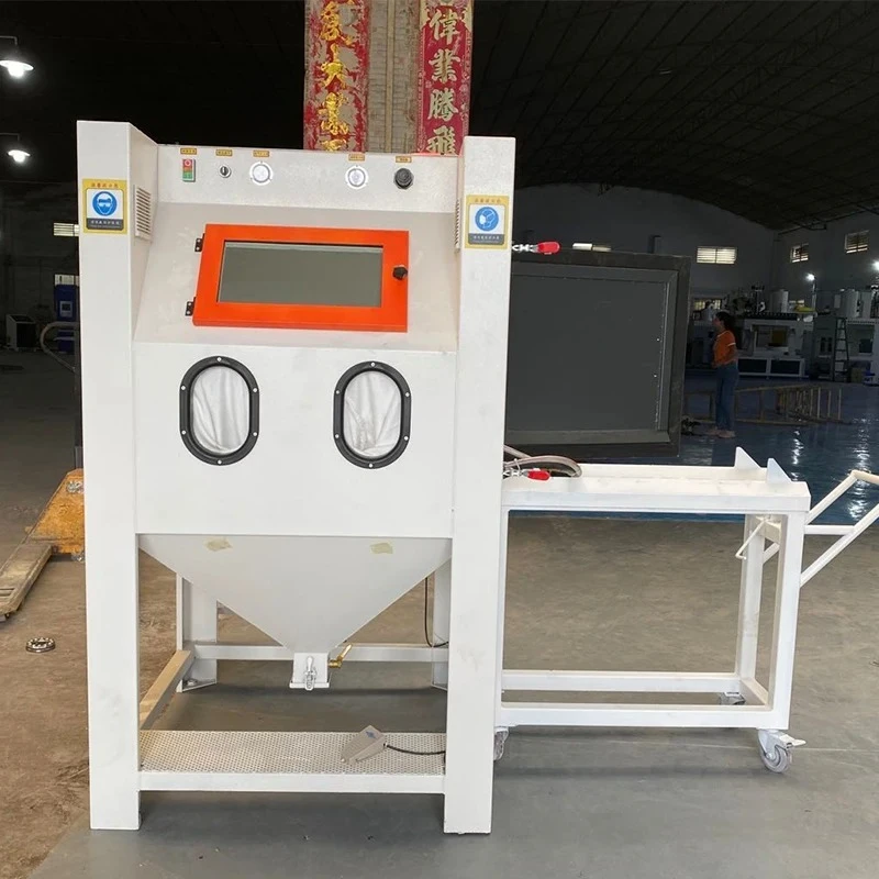 Multifunctional Industrial Grade 7.5kw Sandblasting Machine Derusting and Polishing Equipment Manual Sandblaster