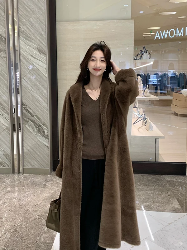 

Теплое длинное пальто-куртка женское свободного кроя с мехом и кожаными вставками, модное, элегантное, морозостойкое, верхняя одежда