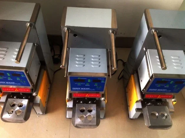 Sigillatrice Automatica per 2 Tazze di Caffè