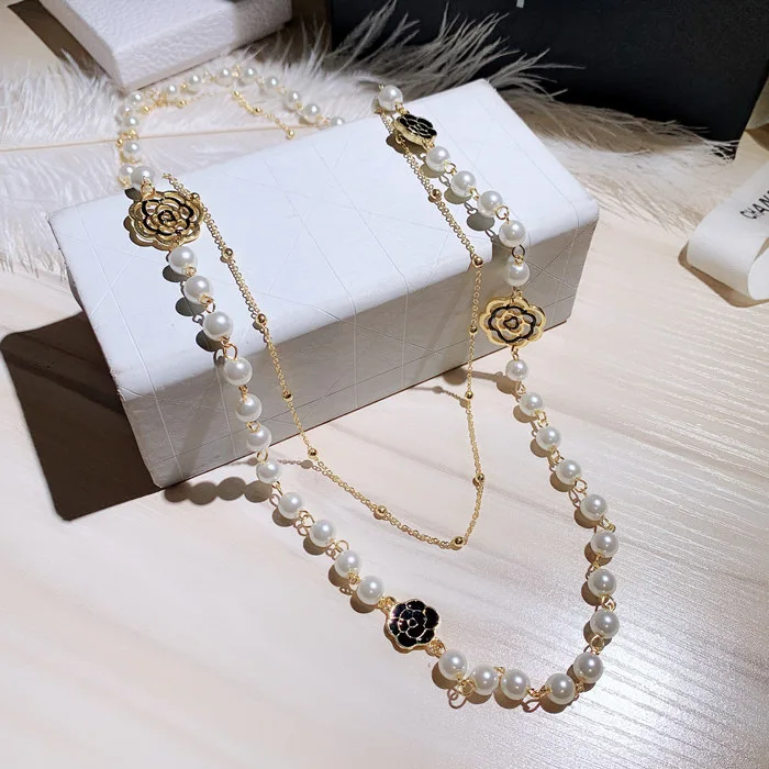 Luxury Brand Classic Camellia Flower Necklace Imitation Pearl Double Layer Necklace for women\'s clothing Long Rose Sweater Chain