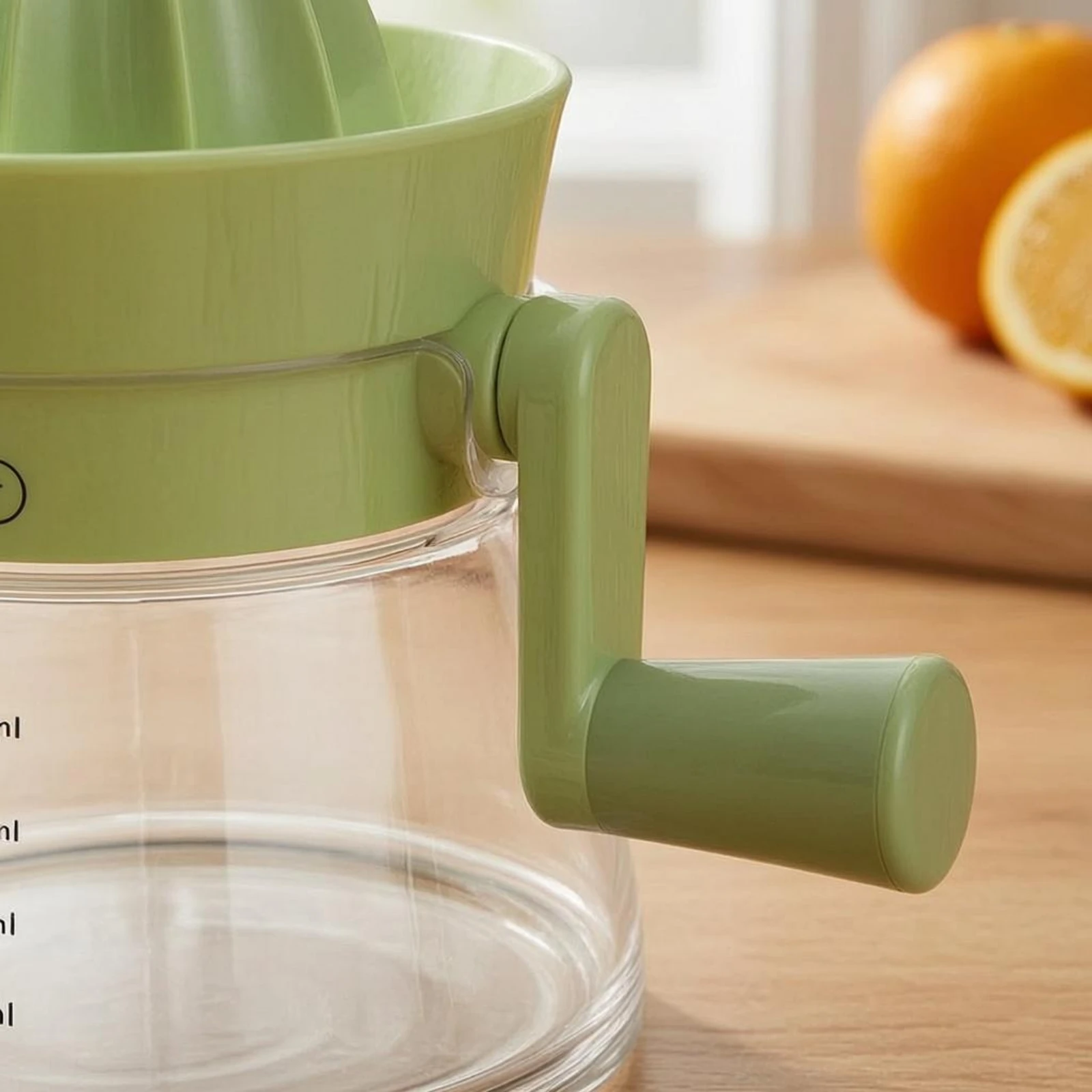 Manual Citrus Juicer Transparent Body Hand Crank Juicer Citrus Press Plastic Lemon Juice Extractor No Electricity