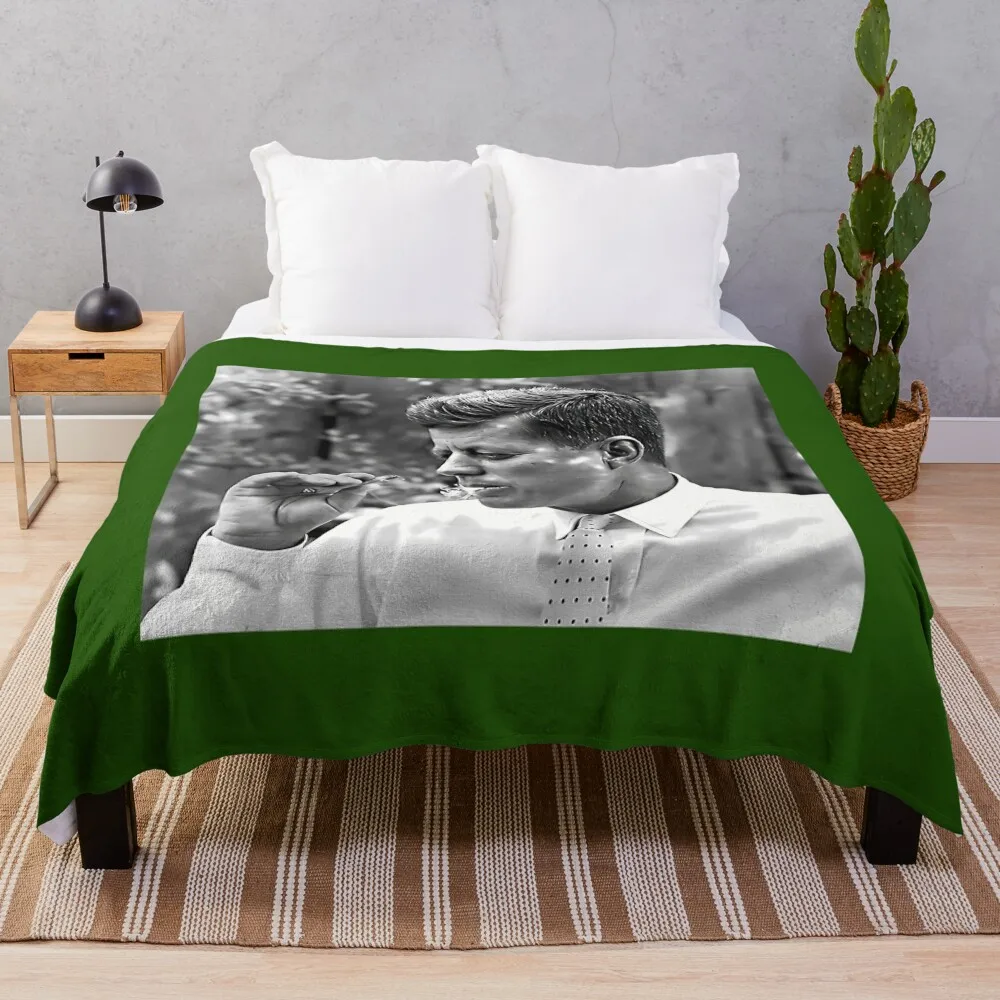 

JFK Smoking Throw Blanket Decorative Sofas Sofa Quilt Bed Fashionable Blankets