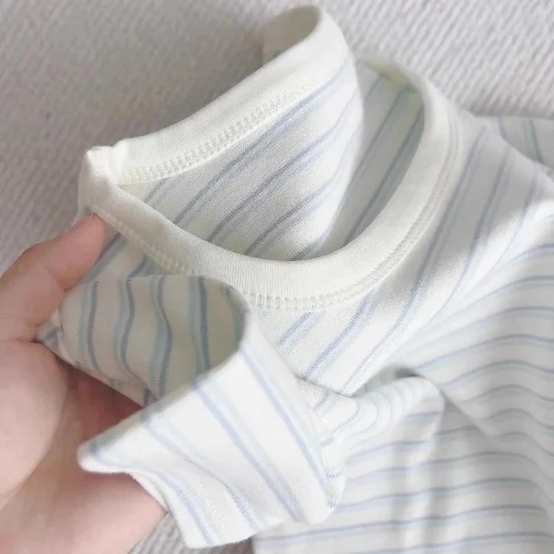 

Simple Blue White Striped Short Sleeved T-shirt Women's 2025 New Japanese Style Sweet O-neck Top Loose Versatile Commuting Tee