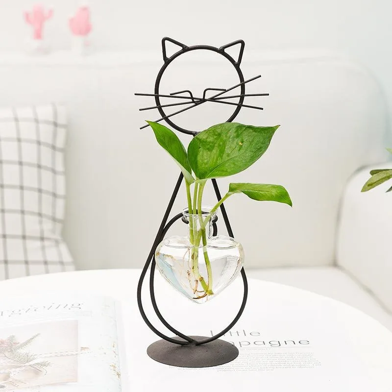 Simple Cat Iron Flower Machine Heart-Shaped Hydroponics Vase Creative Home Living Room Dining Table Decoration